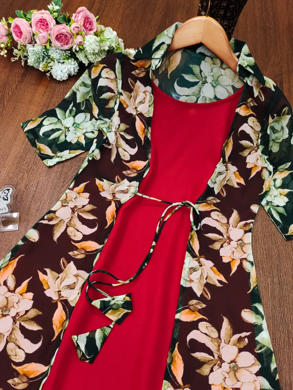 Beautiful Party Wear Kurti With Removable Jacket